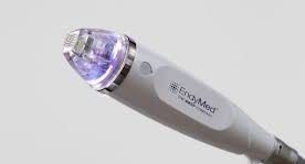Nano needling för att ge huden lyster 